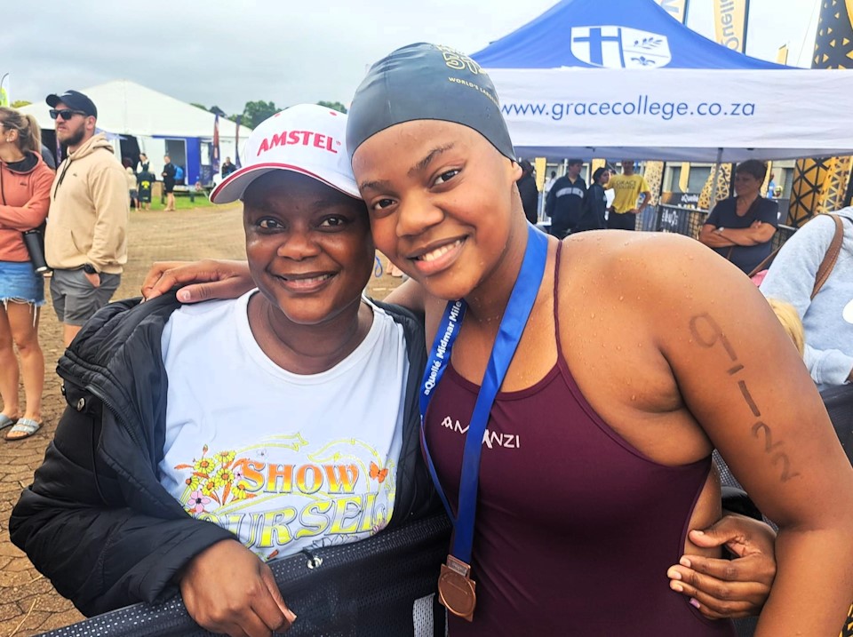 Luyanda Shandu with mom Ntobeko