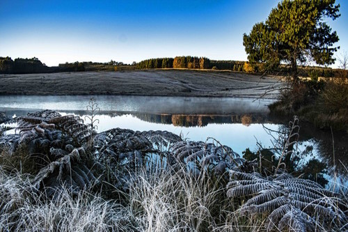 mondi dam in winter