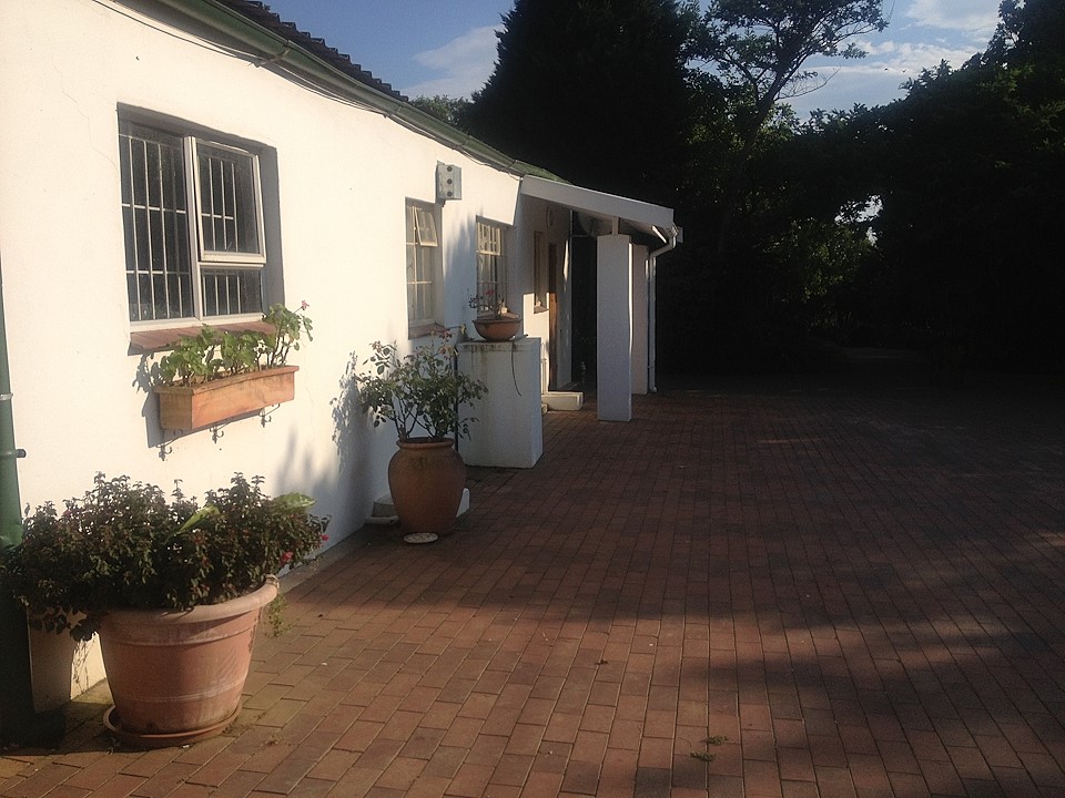 LA ROSE ONE AND HALF BED COTTAGE AND VIEWS 01.2013 074 7