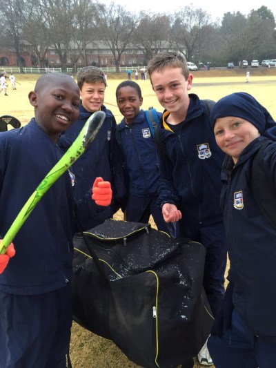 hockey in the snow 400