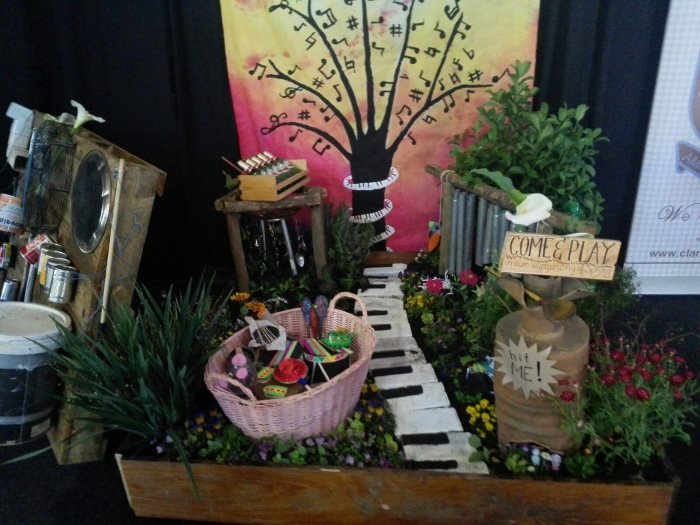 cedar wood show garden footer